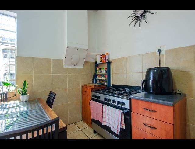 3 BEDROOM FREEHOLD FOR SALE IN BOKSBURG SOUTH